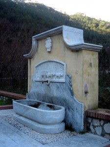 Fontana in memoria dei lavoratori del marmo