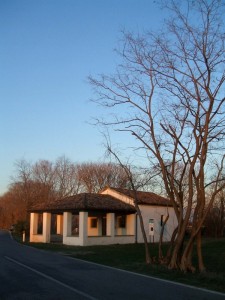 Chiesetta campestre della SS. Trinità (tra Magredi e Castellieri)