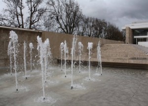 Zampilli all’Ara Pacis