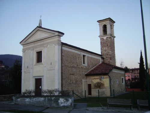 Gussago - la chiesetta di Pomaro Gussago - la chiesetta di Pomaro