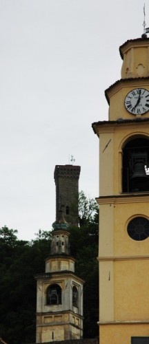 Arquata Scrivia - la torre i campanili Arquata Scrivia - la torre i campanili