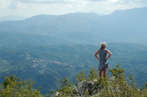 Guardando il panorama dal Monte Cervia