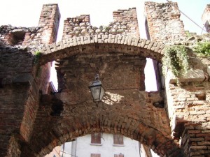 ingresso del castello di bedizzole