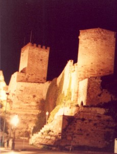 Enna il castello di Lombardia, notturno