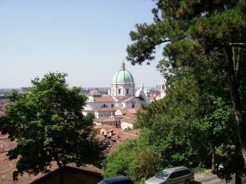 Brescia - il duomo visto dal castello