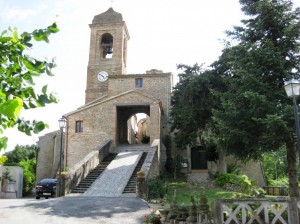 Castiglioni di Arcevia - Secondo ingresso