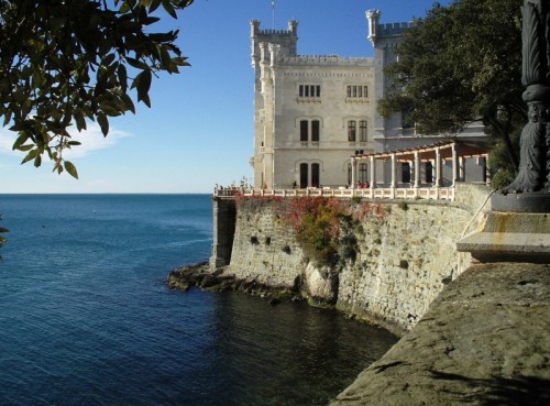 Trieste - Il Castello di Miramare Trieste - Il Castello di Miramare