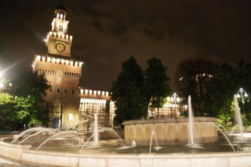 Milano - Notturna Castello Sforzesco Milano 2