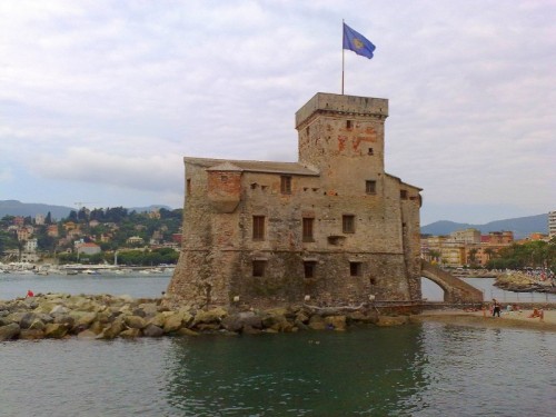 Rapallo - IL CASTELLO SULL'ACQUA Rapallo - IL CASTELLO SULL'ACQUA