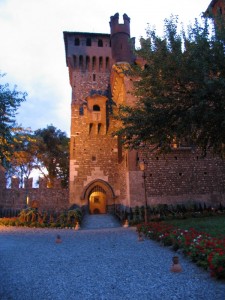 Castello Bonoris illuminato