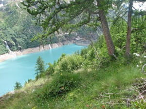 Lago e diga di Plas Moulin (Valpelline)