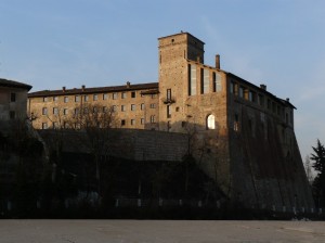 Il Castello Borromeo.