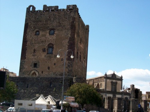 Adrano - castello di Adrano Adrano - castello di Adrano