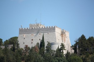 Castel Monforte… dalla tangenziale