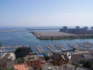 Pegli lido e porto di Voltri