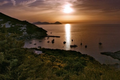 Ponza - Tramonto sull'Isola di Palmarola