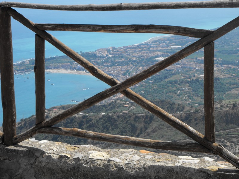 ''Perla incastonata'' - Giardini-Naxos