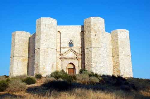 Andria - L'ottagono di Castel del Monte