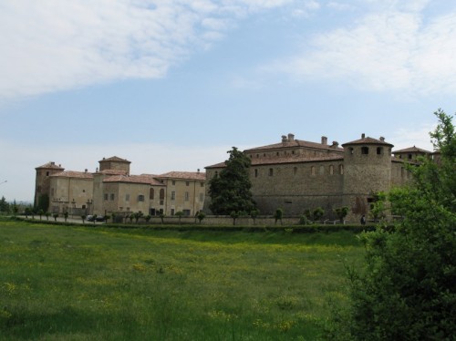 Agazzano - castello Angiussola Scotti