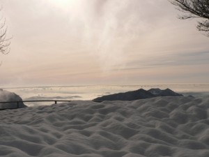 nebbia sulla pianura padana dopo una nevicata
