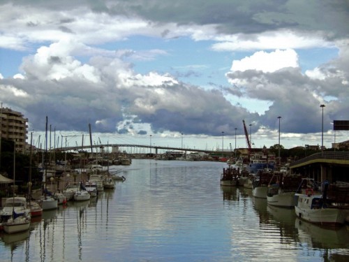 Pescara - Porto Canale. Pescara - Porto Canale.
