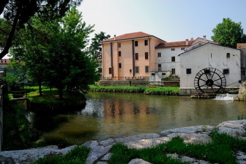 Grisignano di Zocco - Il mulino in località Lobia Grisignano di Zocco - Il mulino in località Lobia