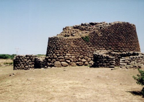 Abbasanta - Nuraghe Losa 1 Abbasanta - Nuraghe Losa 1