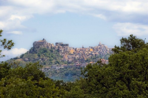 Castiglione di Sicilia - Domina la valle dell'Alcantara