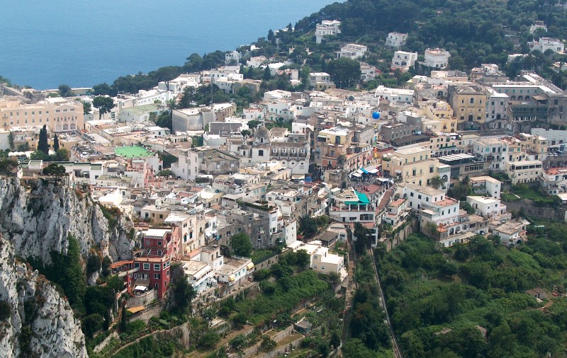 ''Capri…..intorno alla piazzetta'' - Capri