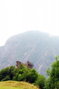 Il Castello Superiore di Arnad, evanescenza