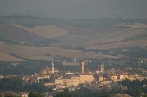 jesi  da uno dei castelli