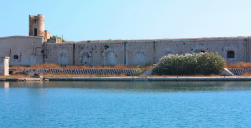 Taranto - Il forte napoleonico de Laclos - Isola di San Paolo
