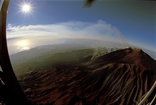 Randazzo - dall'elicottero il panorama della zona nord dell'Etna