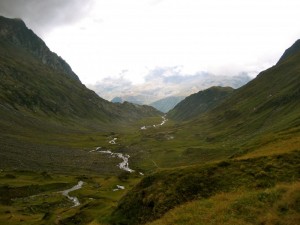 La lunga strada verso casa