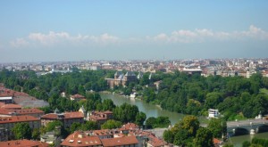 Torino, il Po e il Castello del Valentino