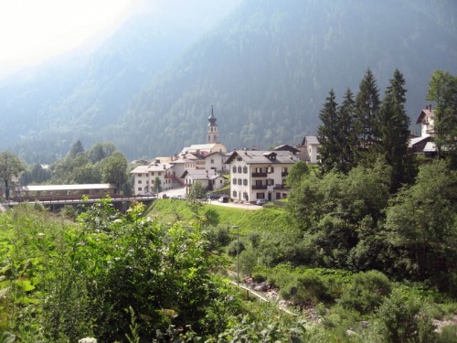 Canale d'Agordo - In riva al Biois Canale d'Agordo - In riva al Biois