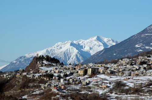 Teglio - Panorama di Teglio dalla strada per l'Aprica