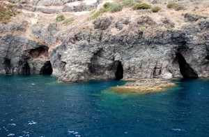 Le grotte di Pantelleria
