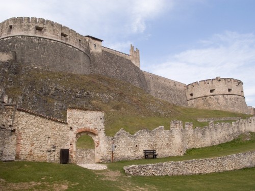 Besenello - la fortezza di  Besenello ( tn ) 