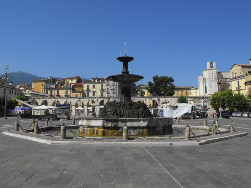 Sulmona - Piazza Garibaldi Sulmona