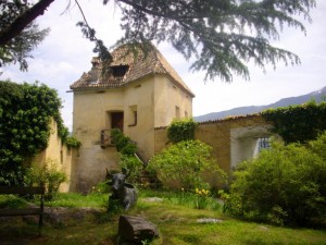 giardino interno castel juval