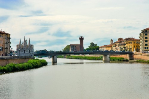 Pisa - lungo il fiume Pisa - lungo il fiume