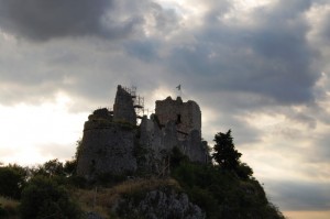Esperia - Il Castello di Roccaguglielma 1