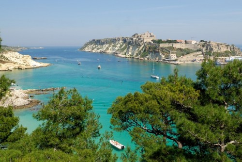 Isole Tremiti - San Nicola vista da San Domino Isole Tremiti - San Nicola vista da San Domino