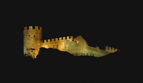 San Giorio di Susa - Castello San Giorio notturno