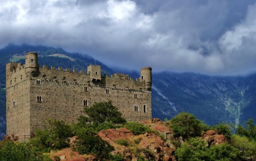 Châtillon - Ussel, Castello