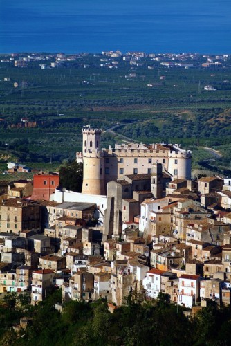 Corigliano Calabro - Castello e panorama della piana di SIbari Corigliano Calabro - Castello e panorama della piana di SIbari