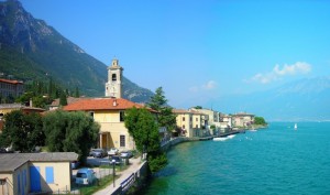 lungo la riviera bresciana