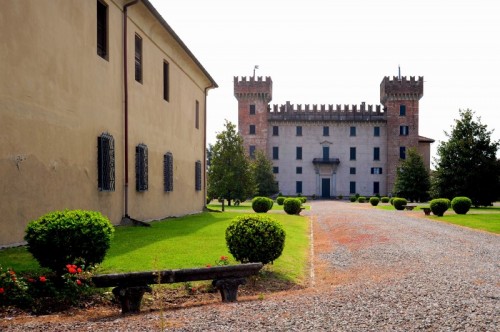 Cislago - Il Castello Visconti - Castelbarco  a Cislago