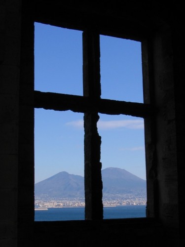 Napoli - la croce e il vulcano